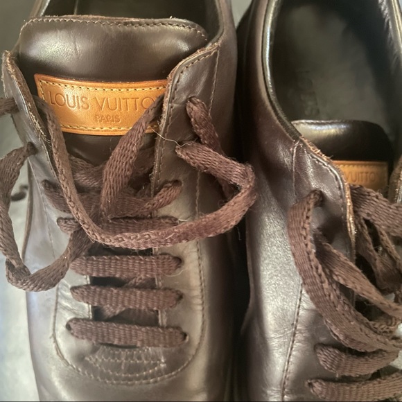 LOUIS VUITTON Brown leather sneakers - Picture 8 of 12